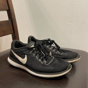 Nike Women’s Sneakers